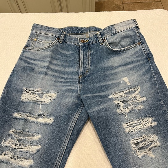 Ripped Denim Jeans - Picture 13 of 15